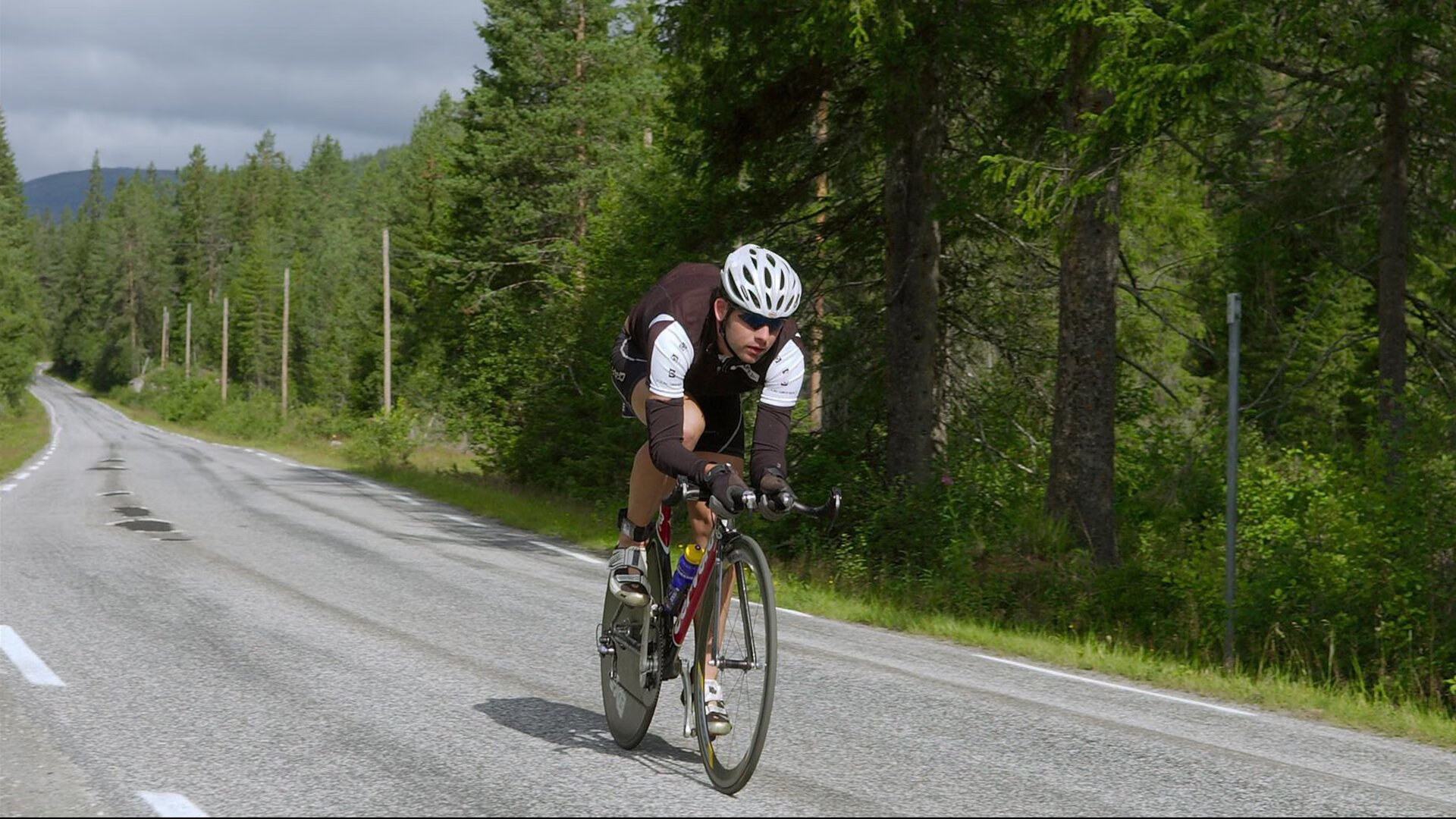 欧冠决赛之夜，戈麦斯，那个在刀锋上跳舞的攻防转换核心